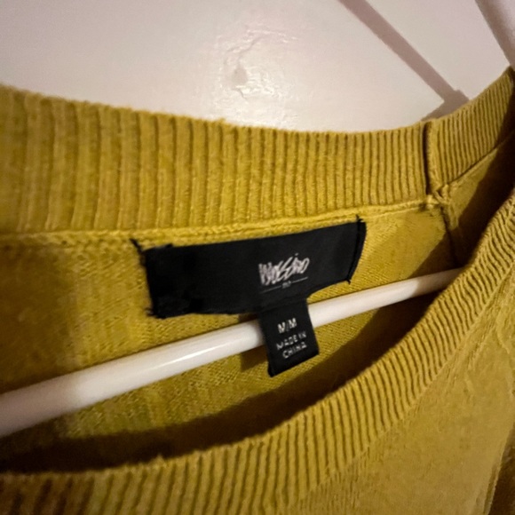 Target, medium, mustard crew neck sweater - Picture 2 of 2